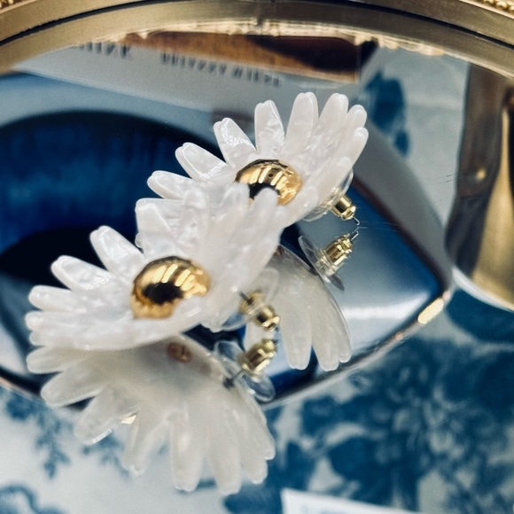🆕 LELE SADOUGHI 🧿 NWT Daisy Earrings - Picture 8 of 16